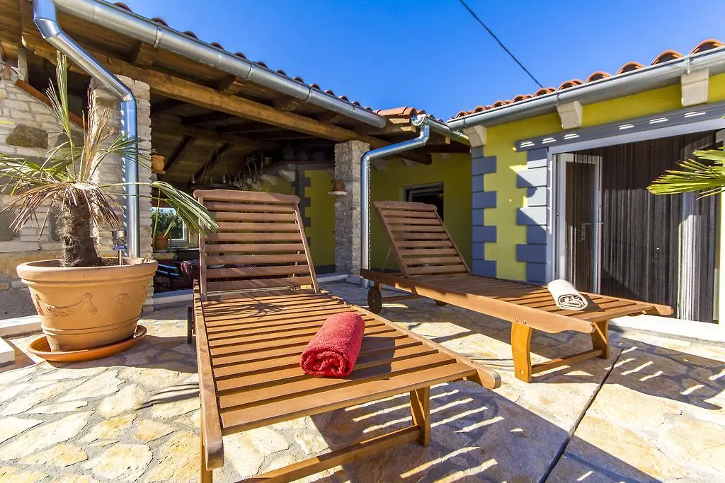Holiday Home Bukovac Pula